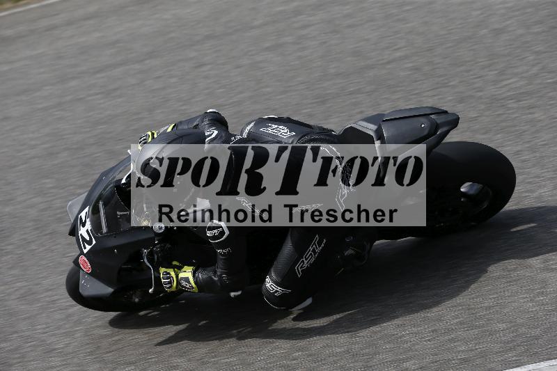 /10 20.04.2026  Pluess Moto Sport ADR/Freies Fahren/22